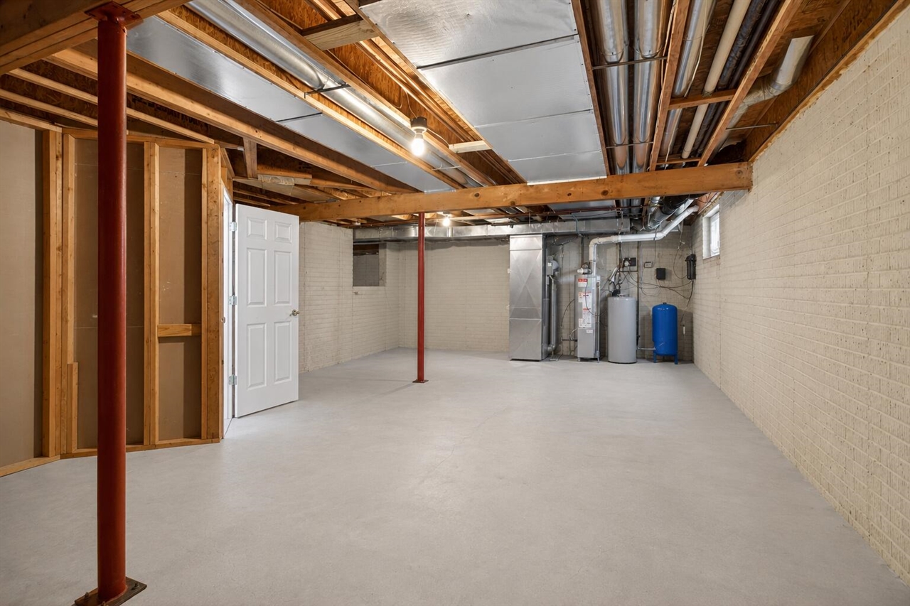 7655 Riverside Road Property Photo 48