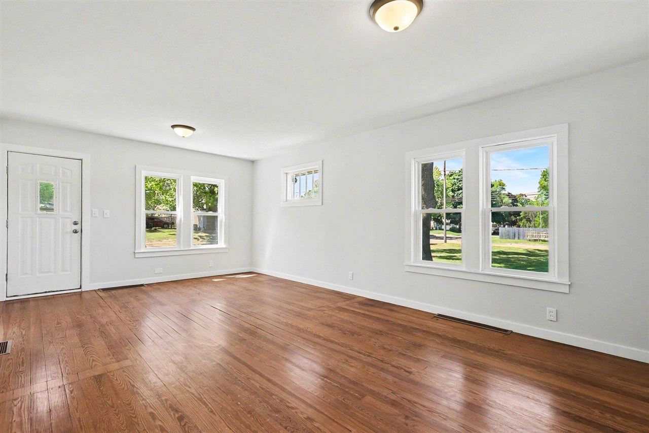 1312 Catherine Avenue Property Photo 4