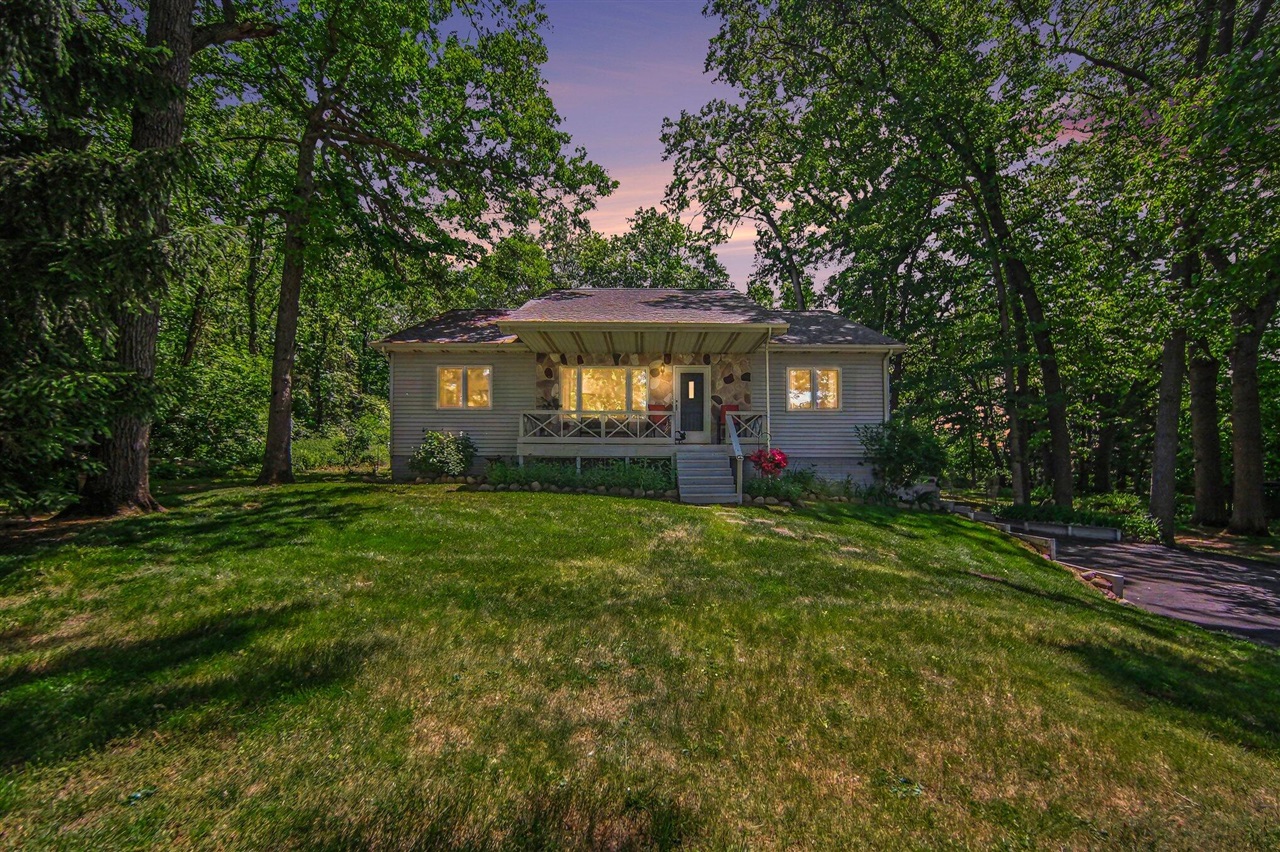 12895 Kelley Road Property Photo 5