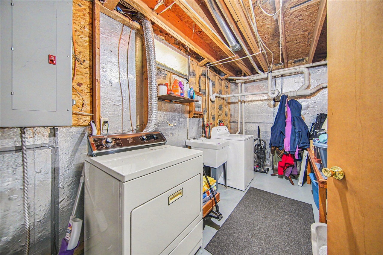 12895 Kelley Road Property Photo 26