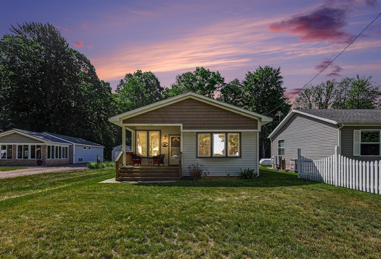 7161 E Lakeshore Drive Property Photo 4