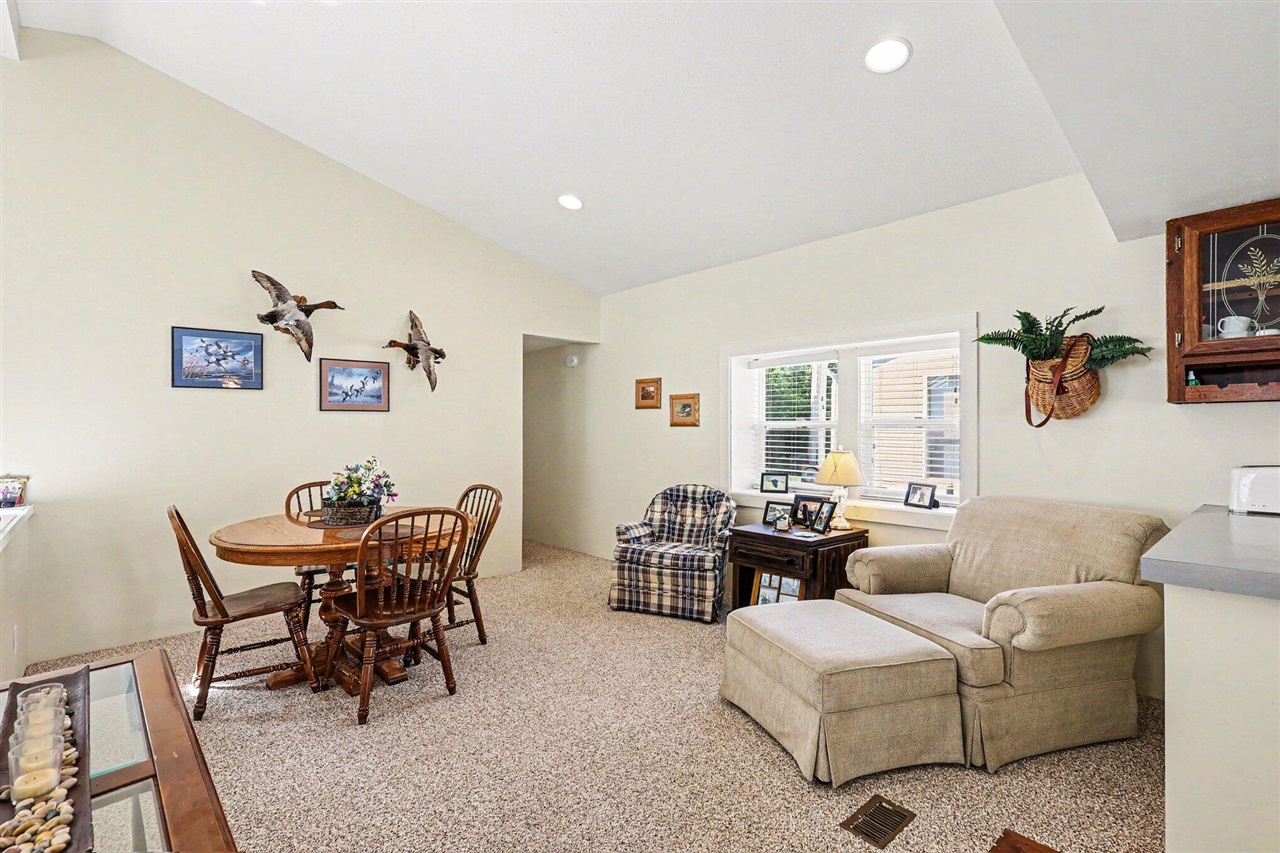 7161 E Lakeshore Drive Property Photo 10