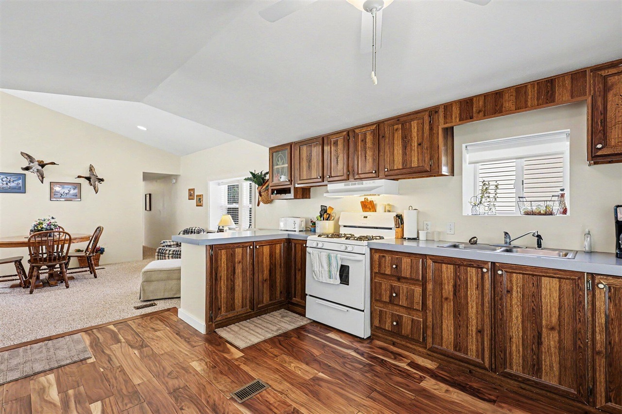 7161 E Lakeshore Drive Property Photo 14