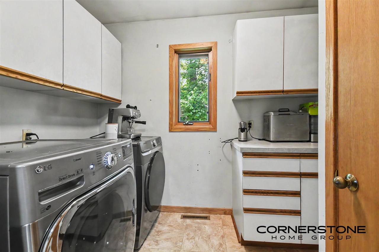 2111 Northridge Drive Property Photo 16