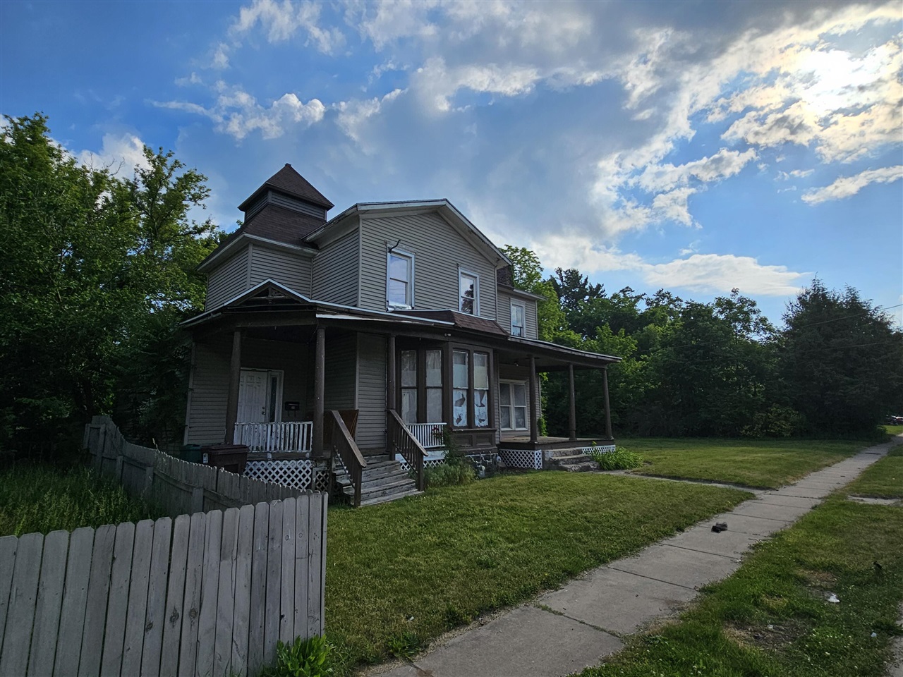 157 Calhoun Street Property Photo 2