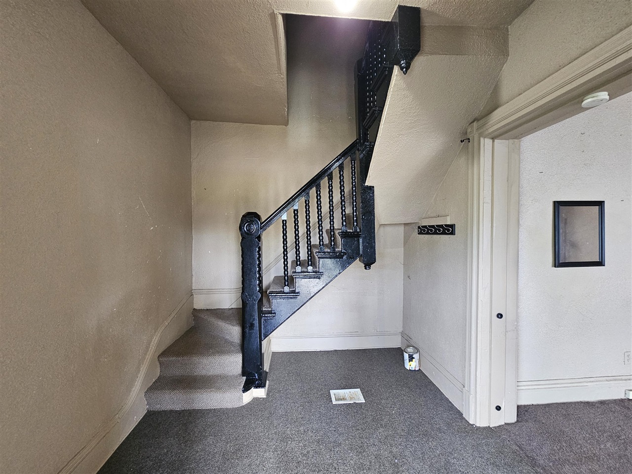 157 Calhoun Street Property Photo 6