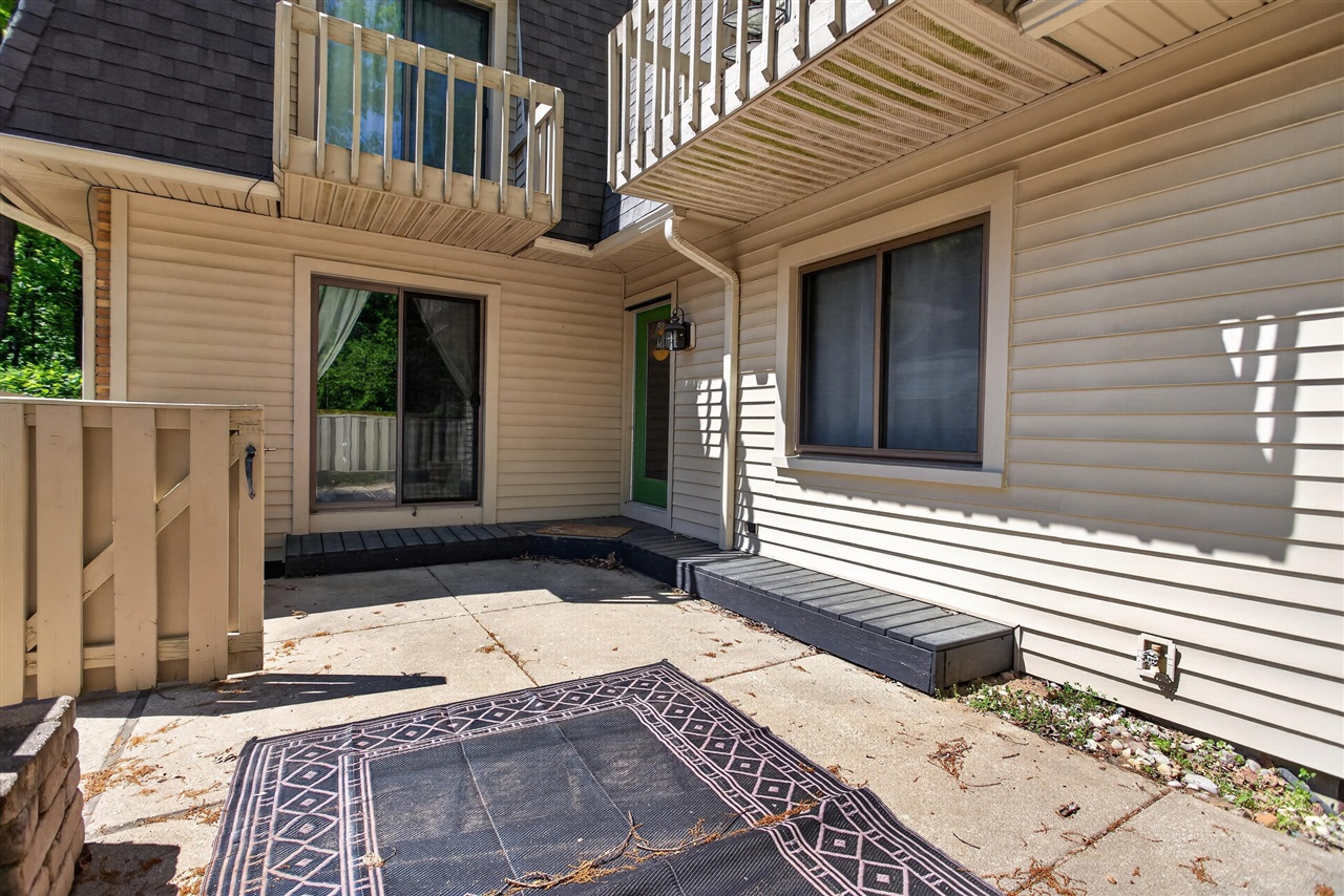 7047 Mckay Road Property Photo 4