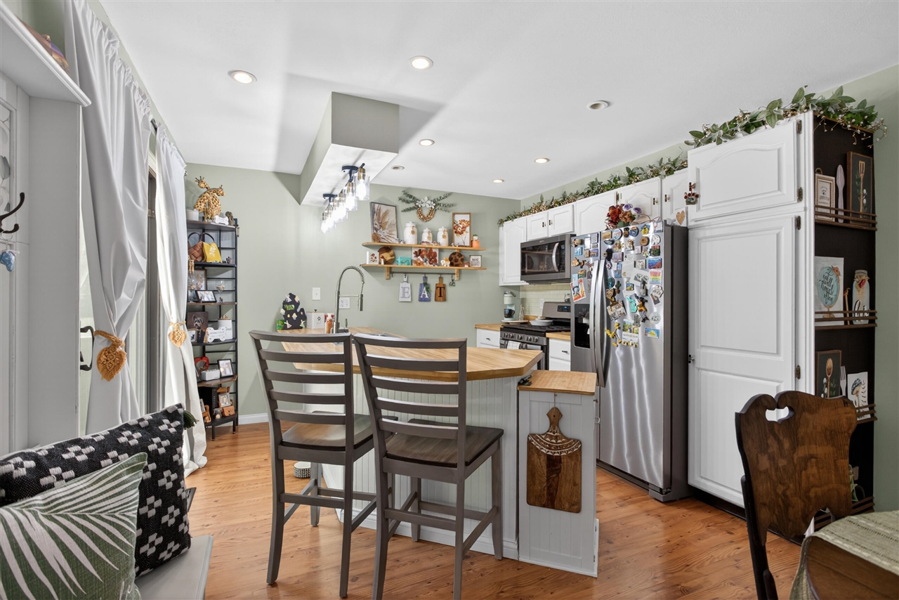 7047 Mckay Road Property Photo 13