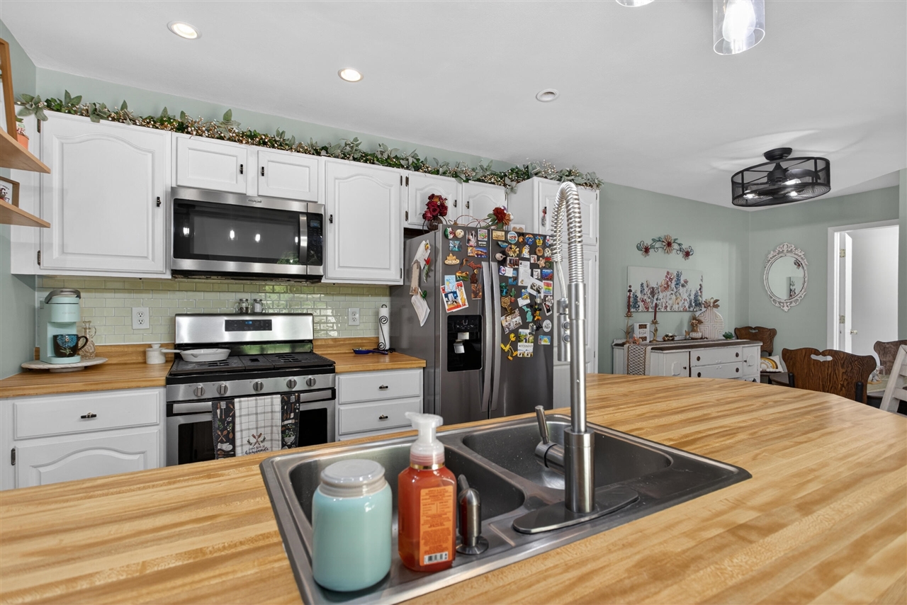 7047 Mckay Road Property Photo 17