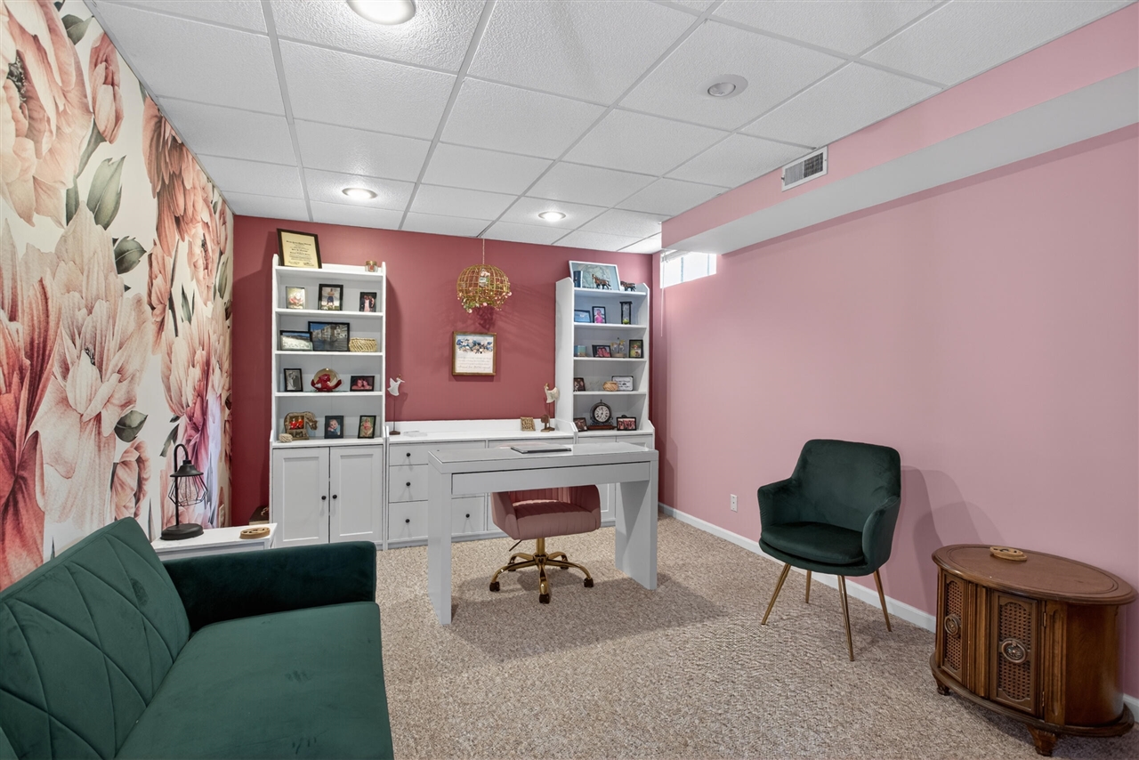 7047 Mckay Road Property Photo 43