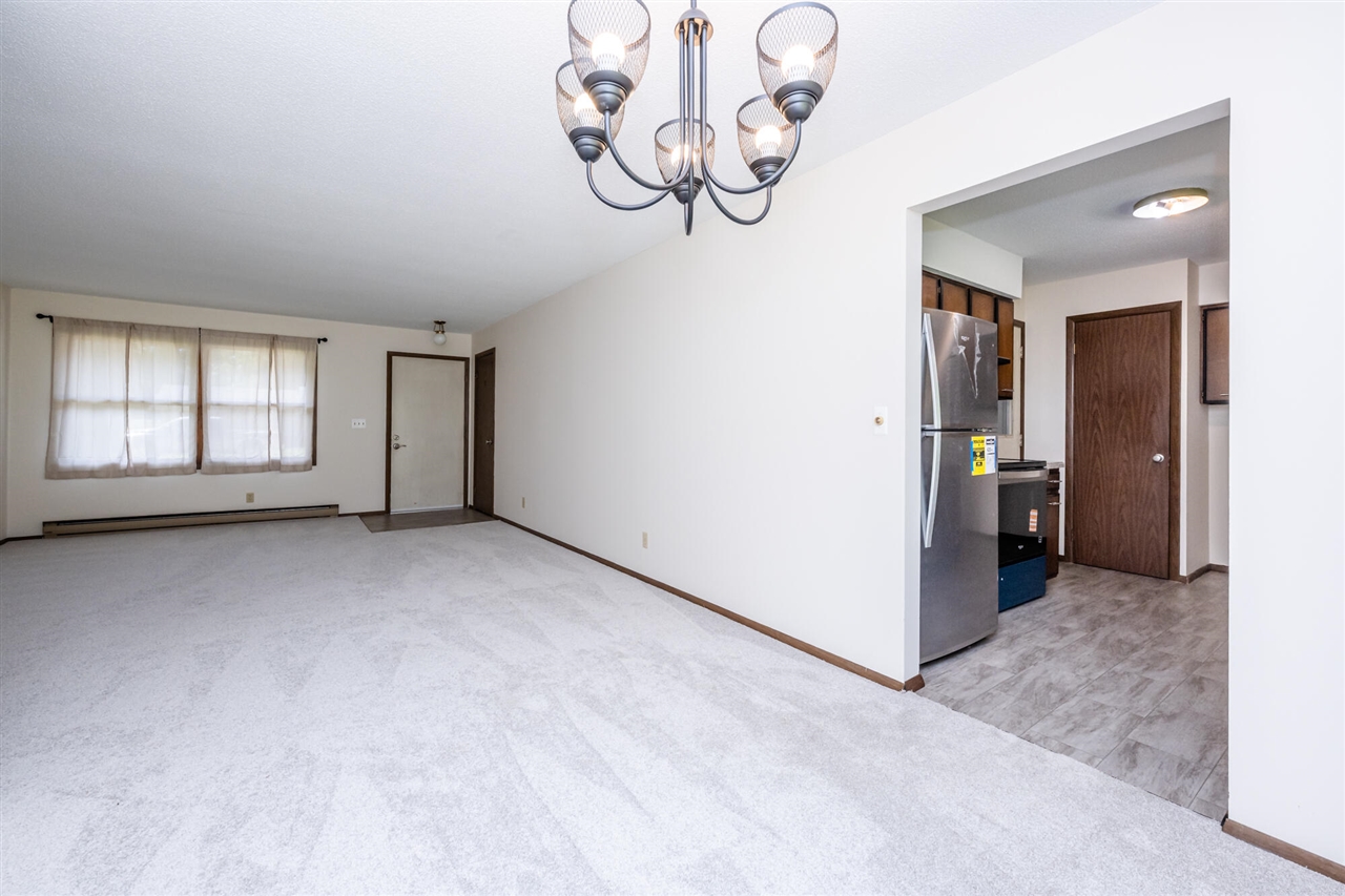 6834 E Napier Avenue Property Photo 8