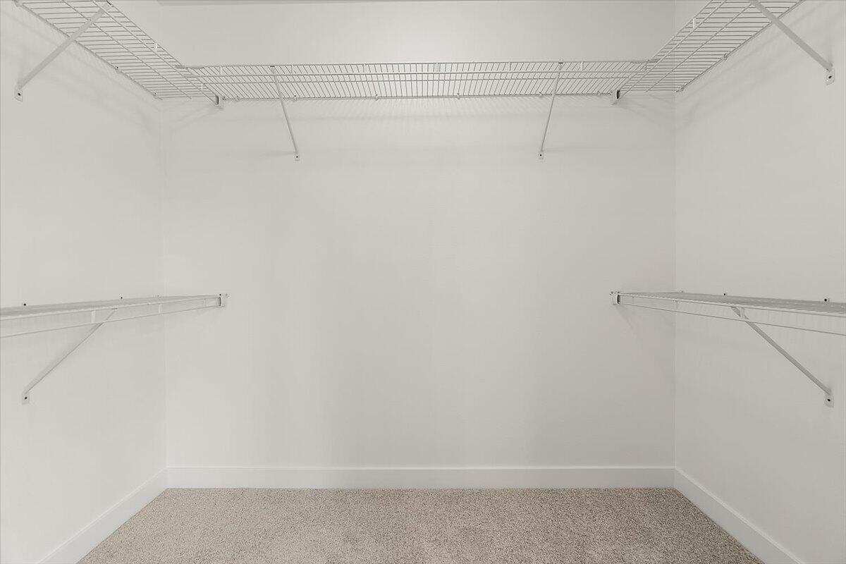 237 Markus Glen Drive Property Photo 18