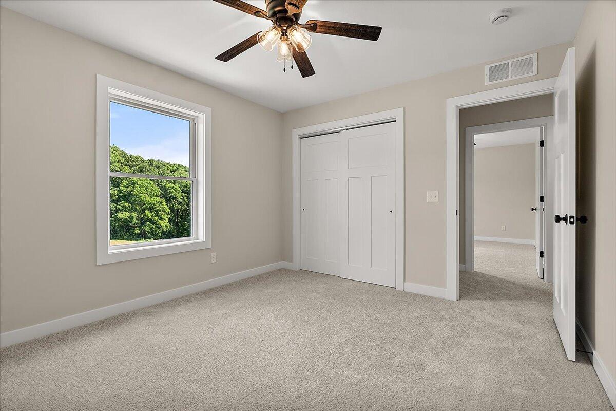 237 Markus Glen Drive Property Photo 30