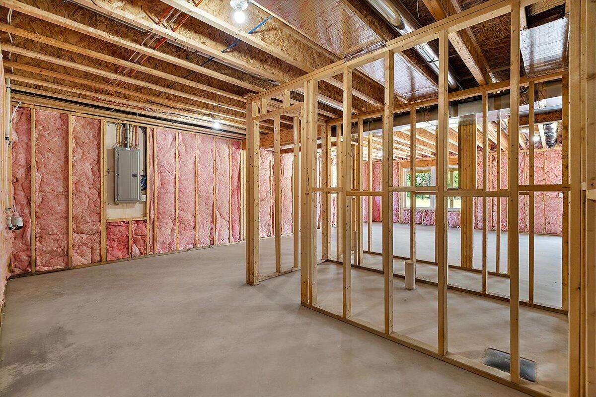 237 Markus Glen Drive Property Photo 34