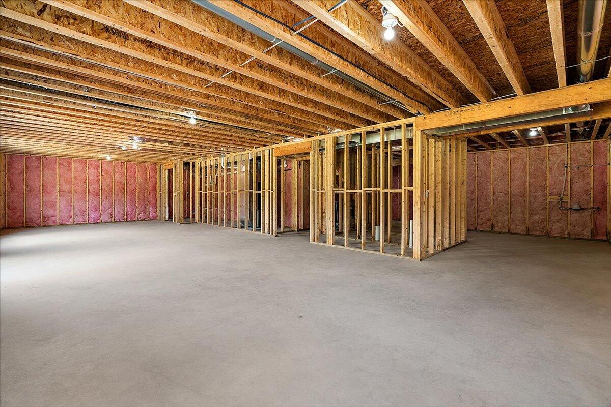 237 Markus Glen Drive Property Photo 36