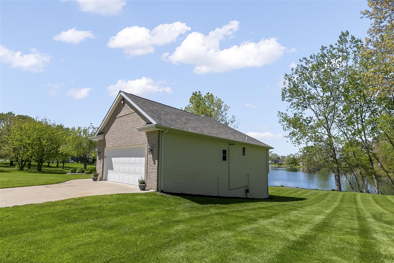 69100 Chief Court Property Photo 4