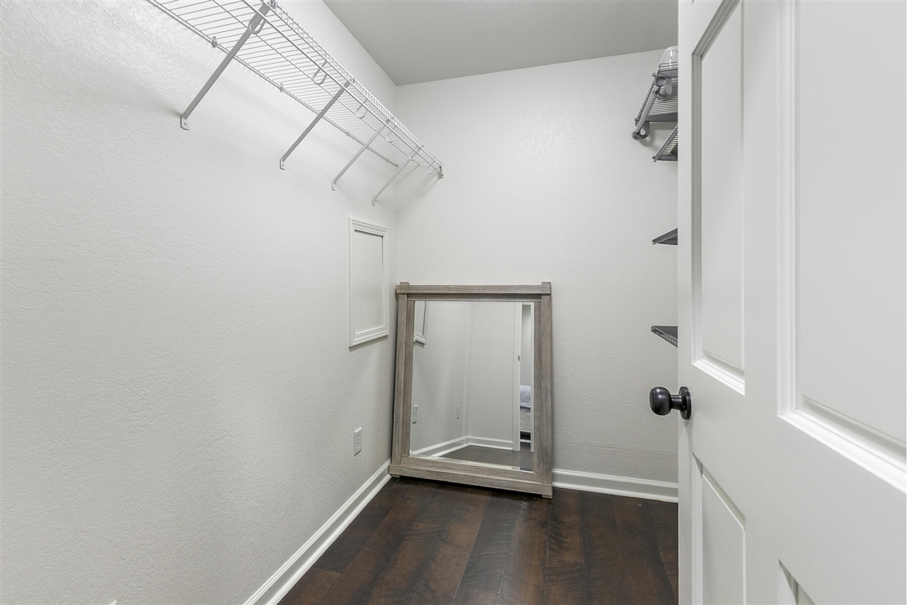 69100 Chief Court Property Photo 41