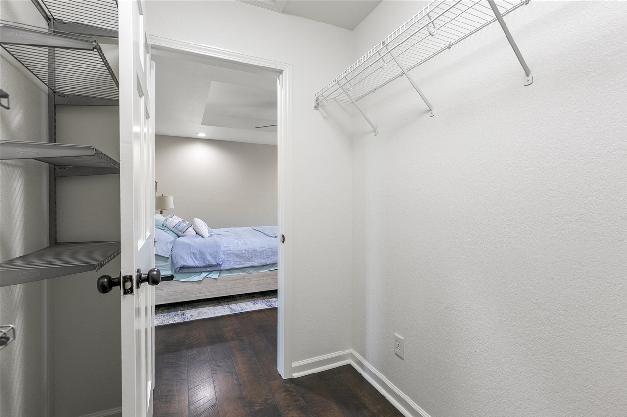 69100 Chief Court Property Photo 42