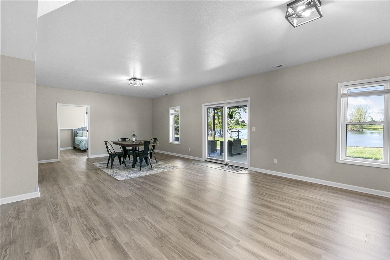 69100 Chief Court Property Photo 46