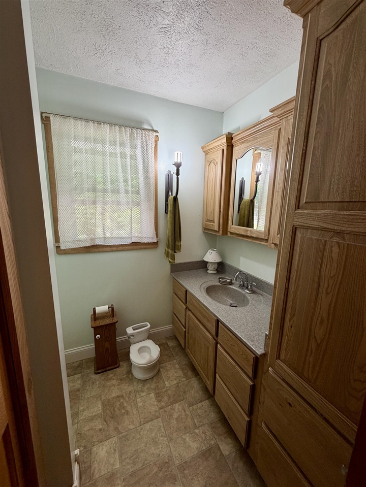 7300 W Kinsel Highway Property Photo 14