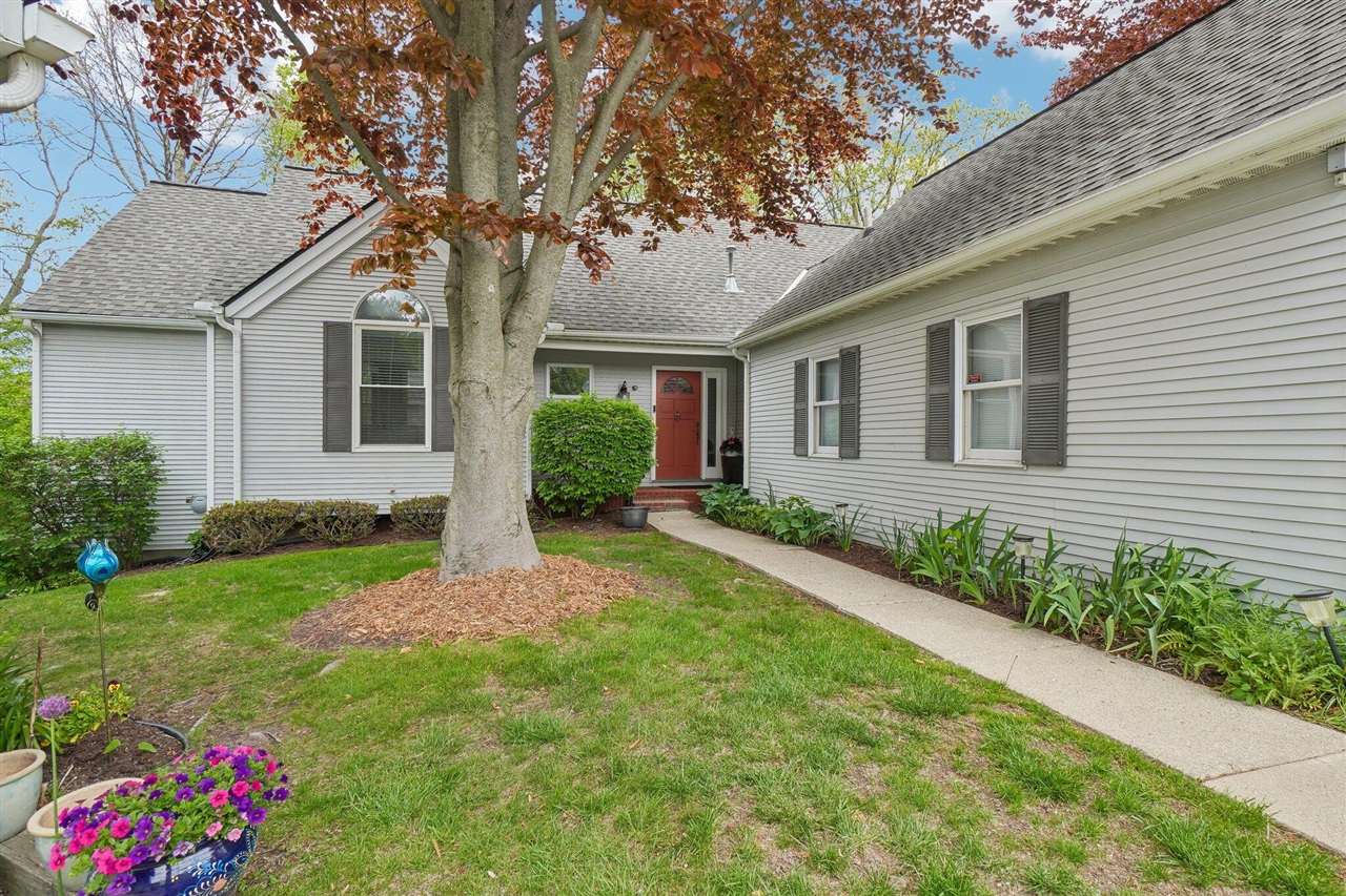 558 Heritage Drive Property Photo 1