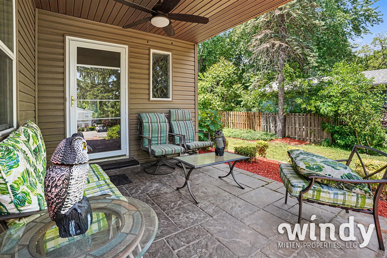 4936 Shoreview Drive Property Photo 17