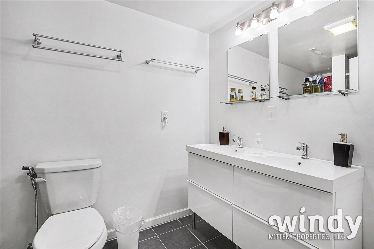 4936 Shoreview Drive Property Photo 43
