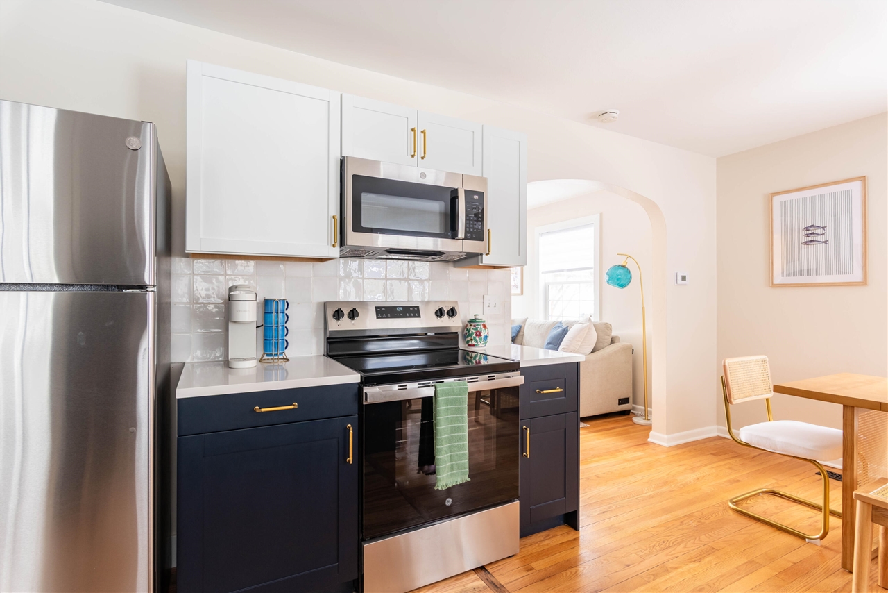 908 Spring Street Property Photo 4