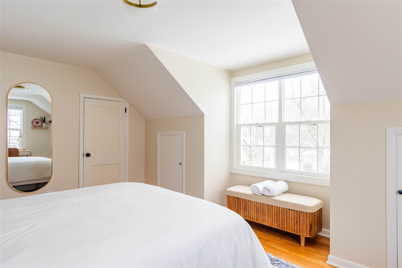 908 Spring Street Property Photo 14