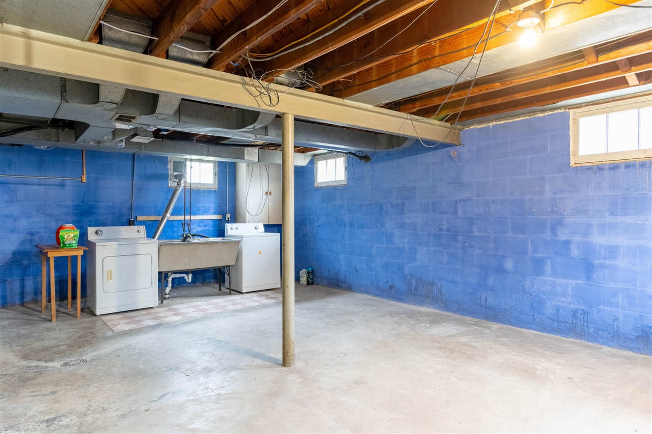 908 Spring Street Property Photo 44
