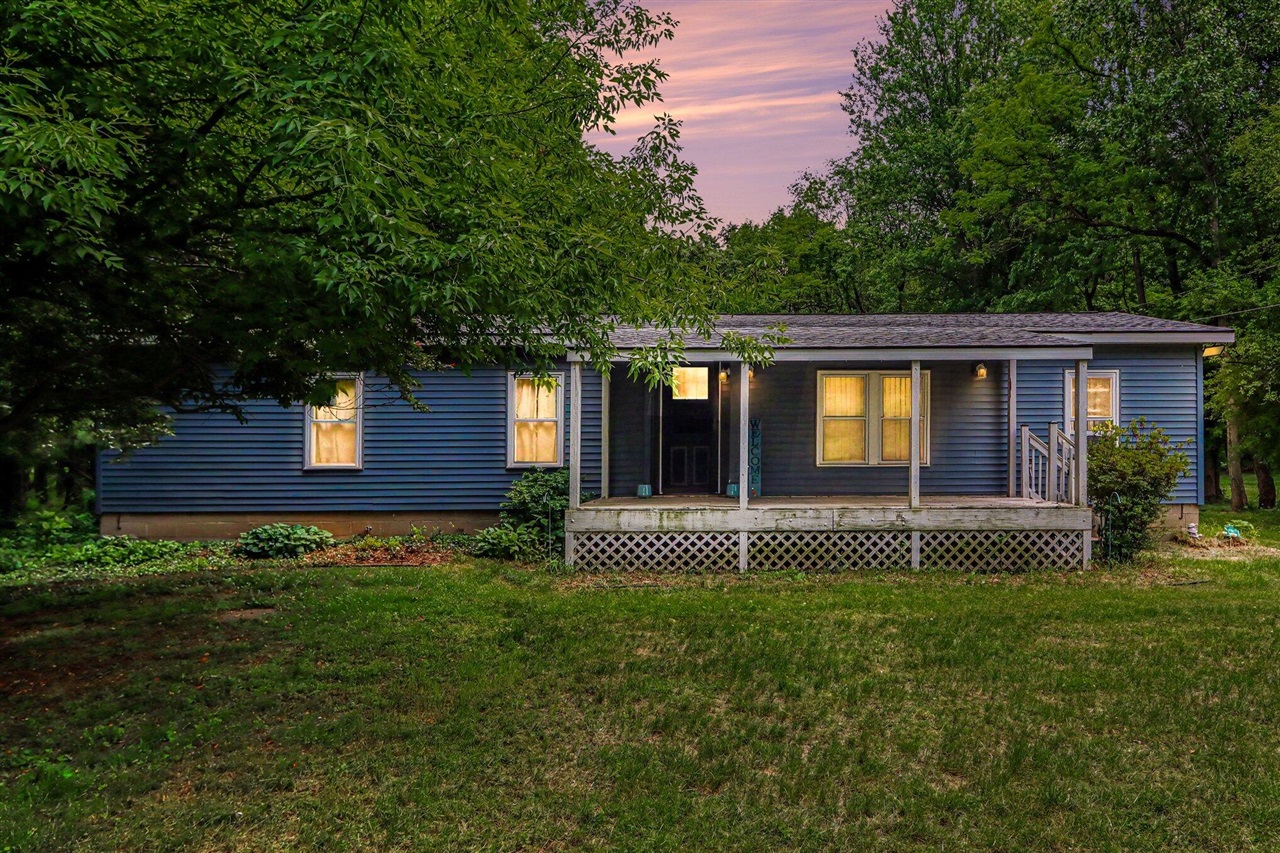 55719 Resort Road Property Photo 2