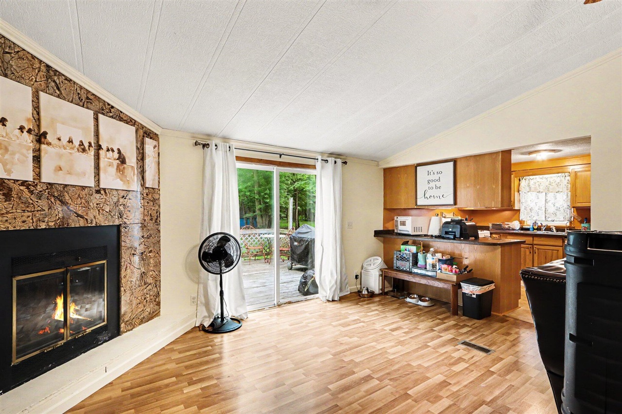 55719 Resort Road Property Photo 8