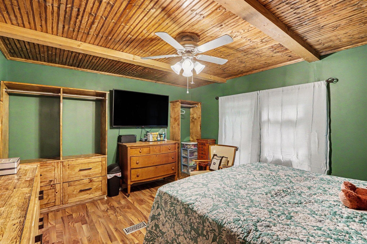 55719 Resort Road Property Photo 15