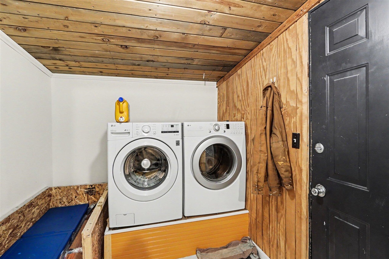 55719 Resort Road Property Photo 24