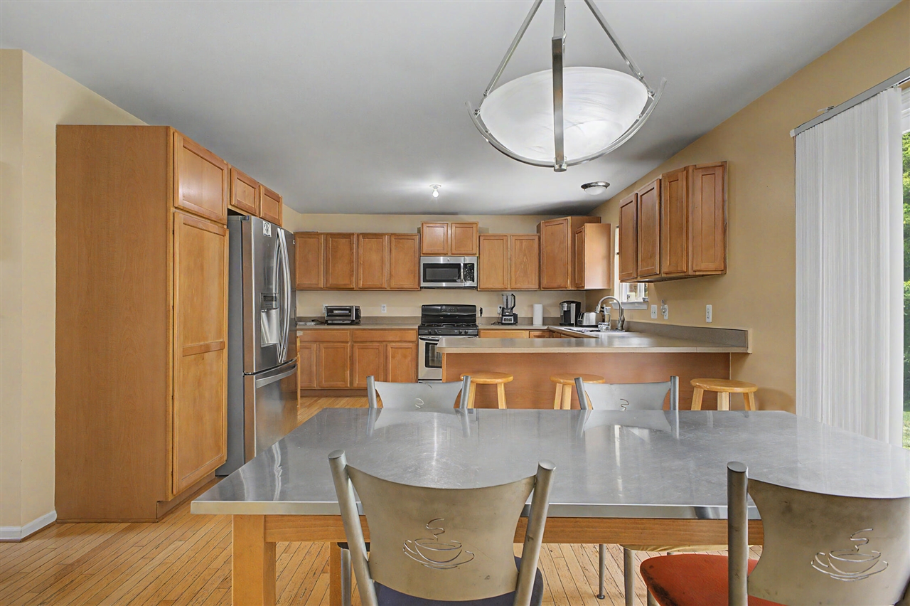 24224 Konarska Drive Property Photo 12