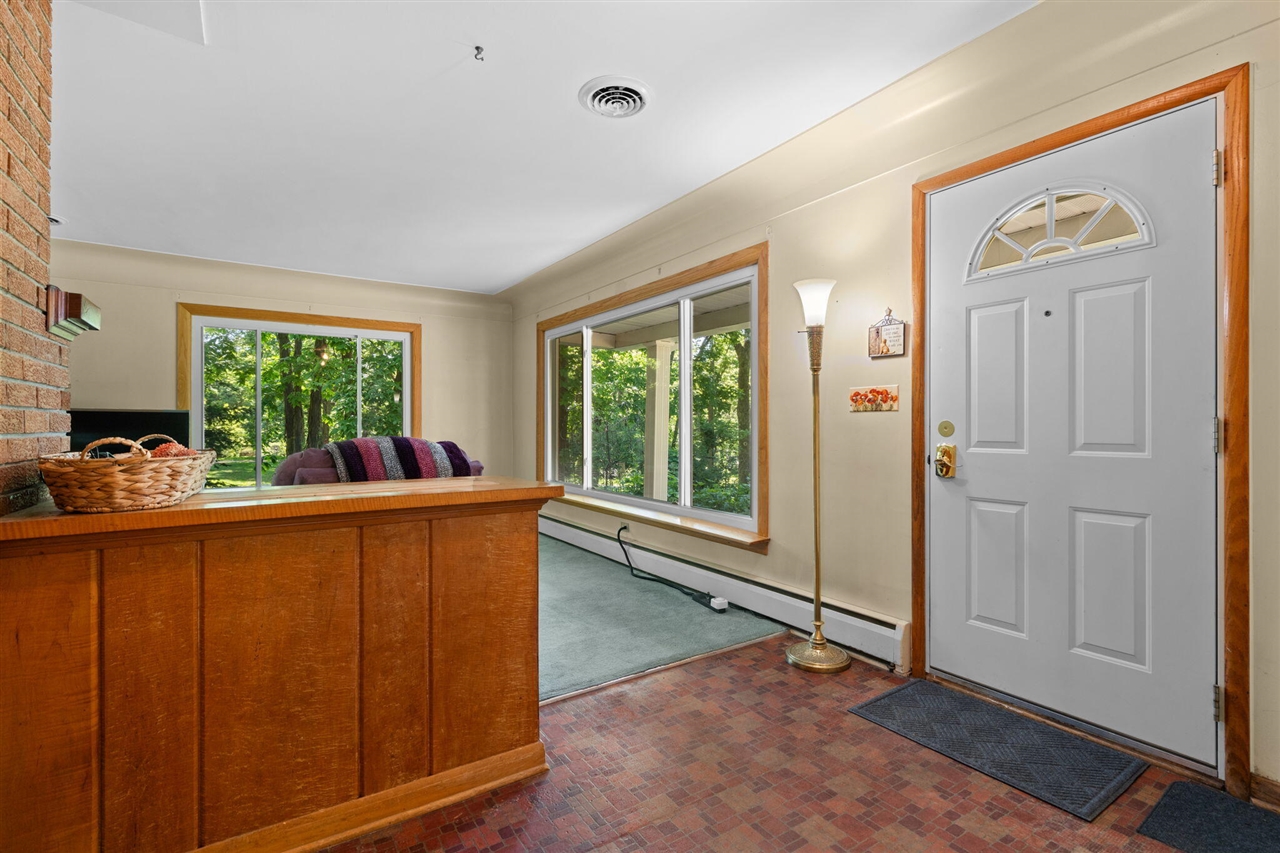 4271 Willis Road Property Photo 13