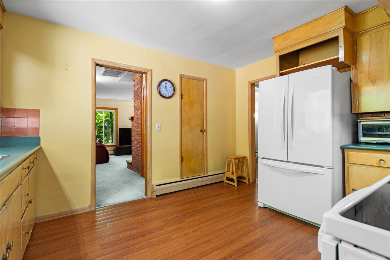 4271 Willis Road Property Photo 18