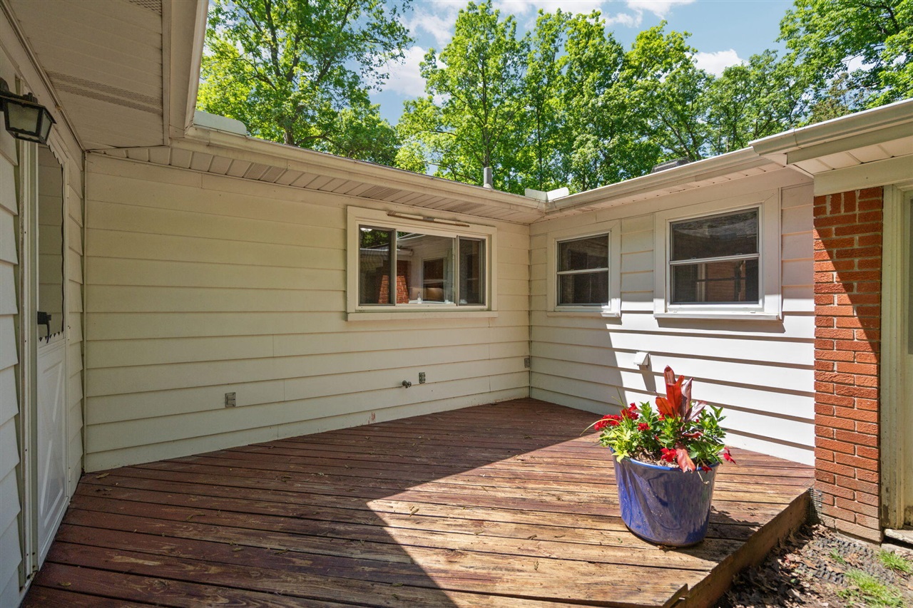 4271 Willis Road Property Photo 37