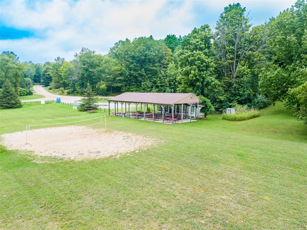23085 Huron Trail Property Photo 11