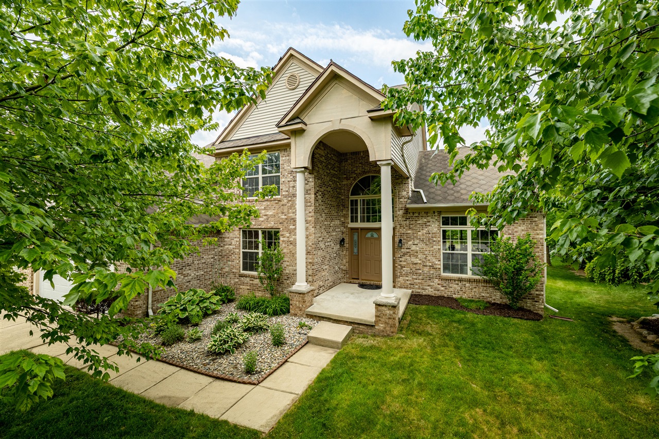 3211 Foxway Court Property Photo 1