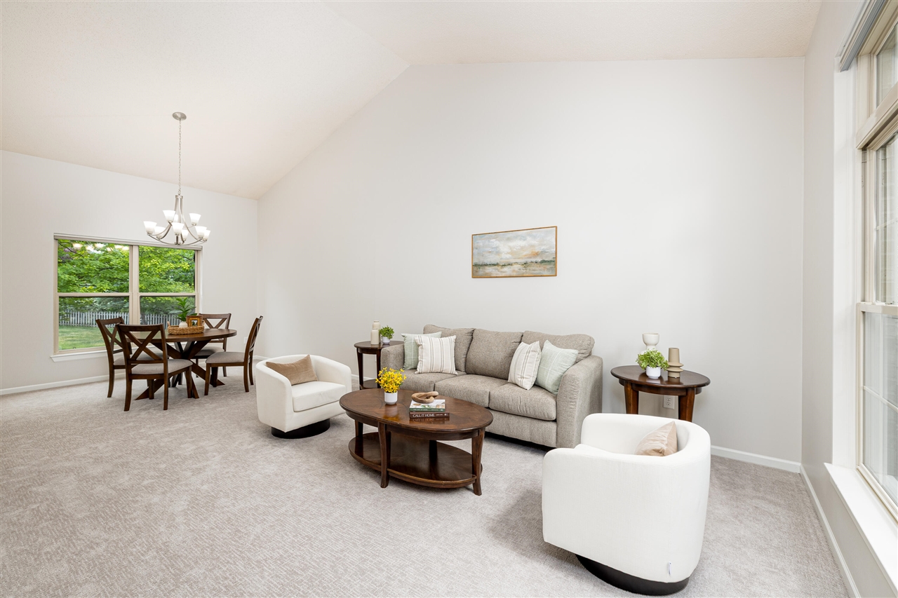 3211 Foxway Court Property Photo 13
