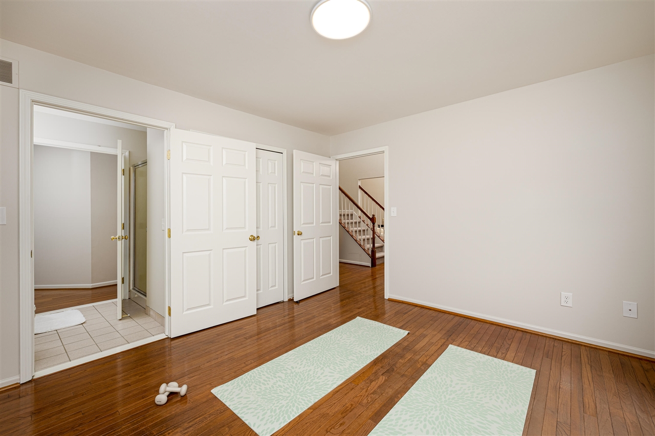 3211 Foxway Court Property Photo 30