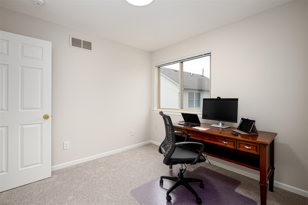 3211 Foxway Court Property Photo 48