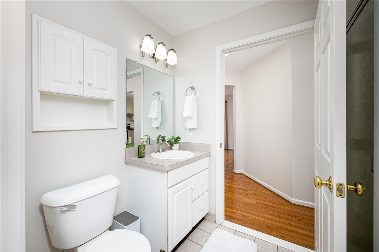 3211 Foxway Court Property Photo 54