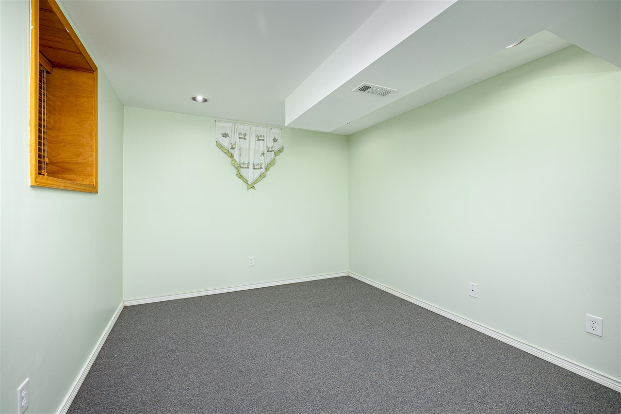 3211 Foxway Court Property Photo 72