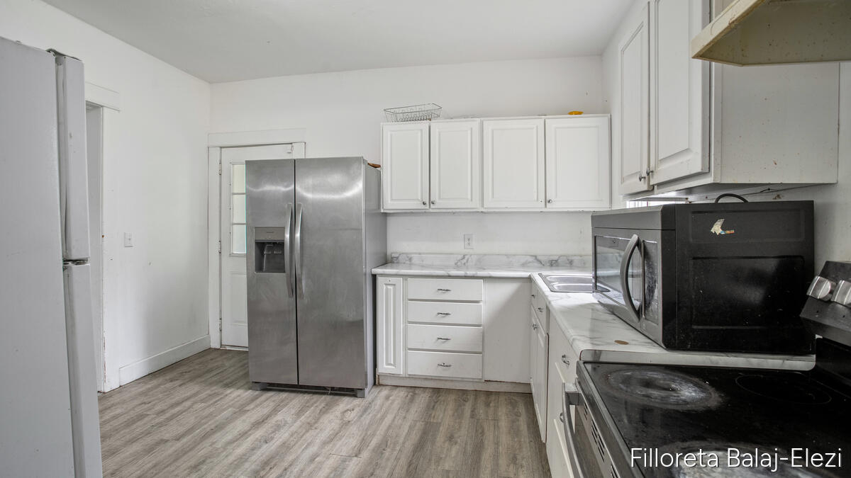 714 Adams Street Property Photo 11
