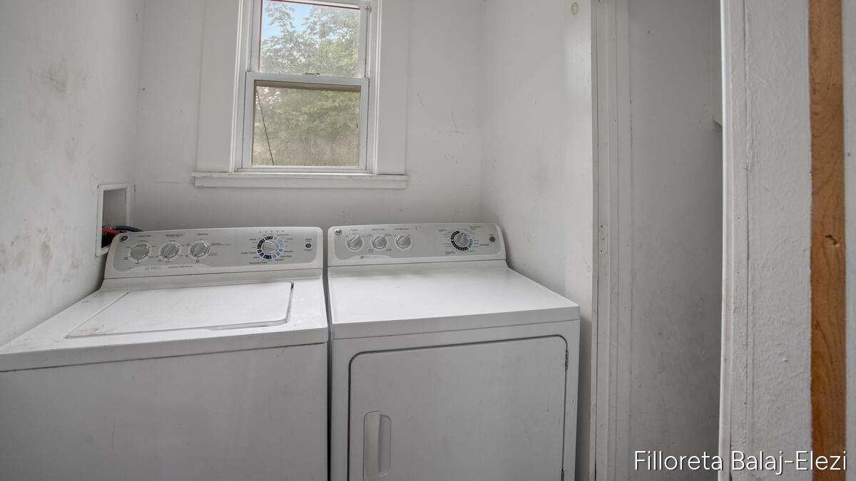 714 Adams Street Property Photo 20
