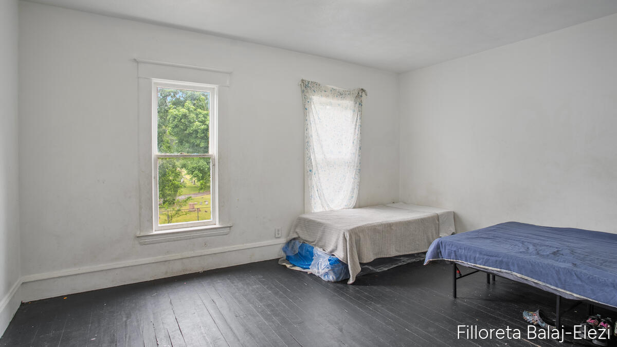 714 Adams Street Property Photo 23