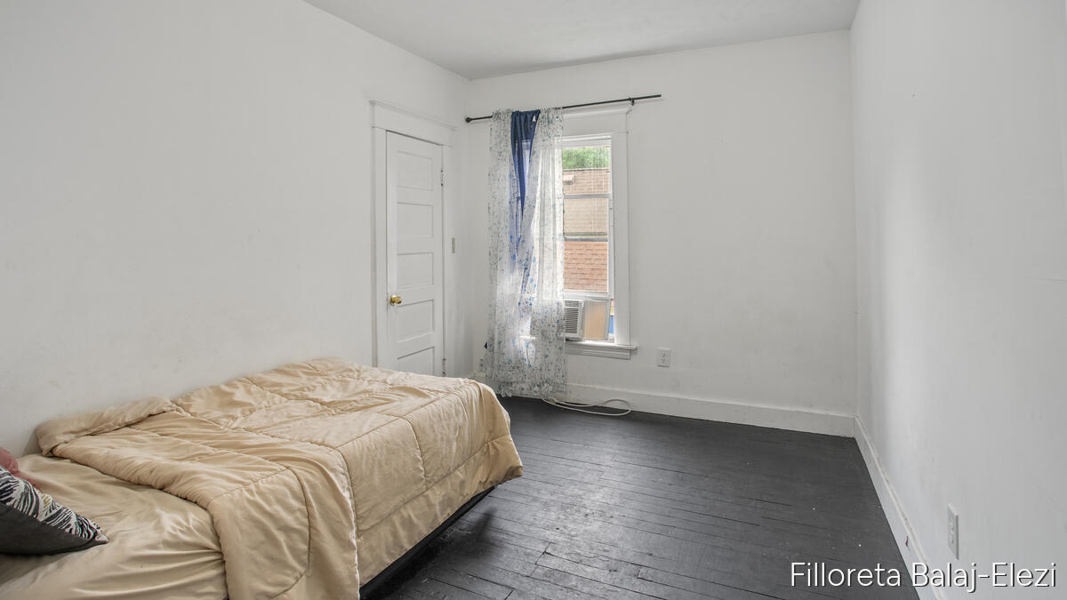714 Adams Street Property Photo 26