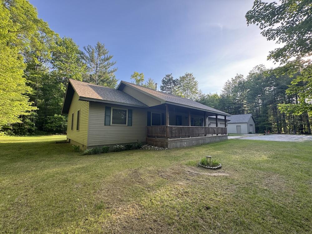 4335 Kings Corner Road Property Photo 11